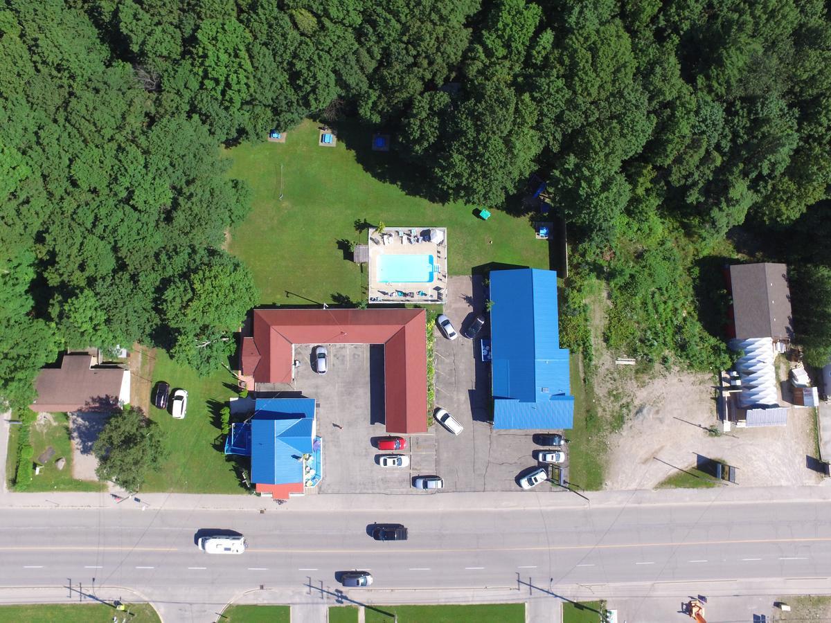 Lakeview Motel & Cottages סאובל ביץ' מראה חיצוני תמונה